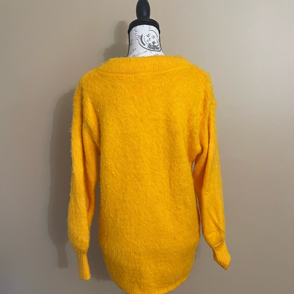 BP Sweater - Picture 6 of 11